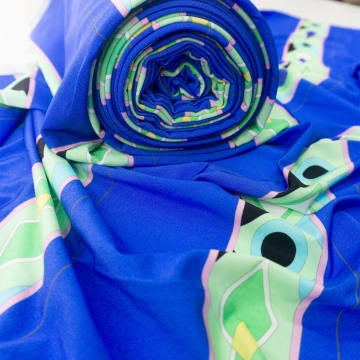 Трикотаж масло вискоза геометрические полосы на синем