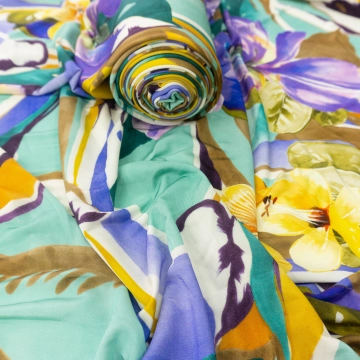 Трикотаж вискозный  масло акварельные цветы