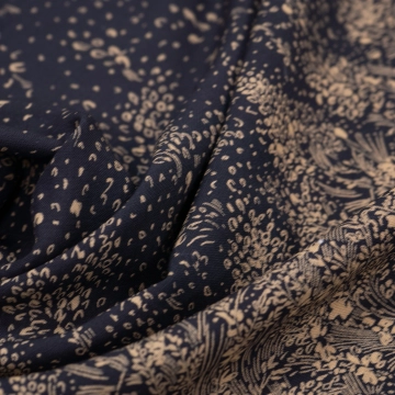 Шерсть с каймой растительной бежевой