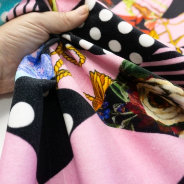 Бархат хлопковый розово-черная абстракция