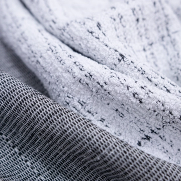 Ткань букле белая в клетку