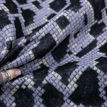 Жаккард шерстяной черно-голубая геометрия