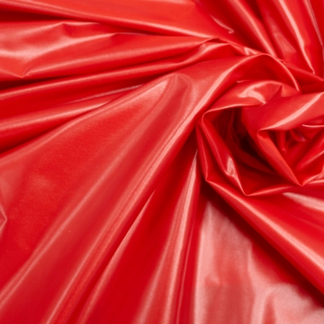 Плащевая ткань ярко-красная водонепроницаемая