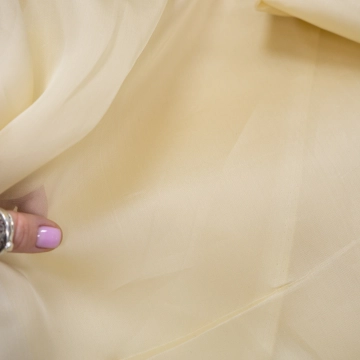 Органза шелковая бежевая Marn