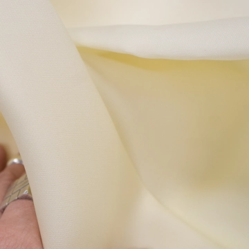 Органза тройная сливочная плотная