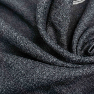 Шерсть серая меланжевая зигзаги 3,5 метра