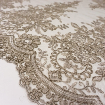 Сетка с вышивкой цветами бежево-коричневая