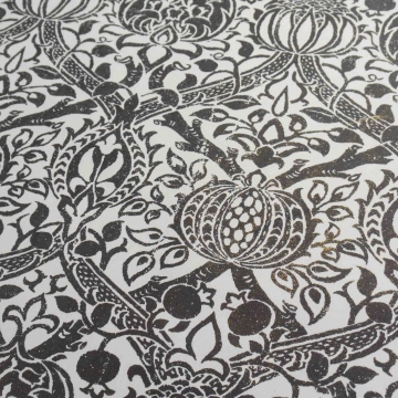 Джинс облегченный принт с серыми цветами