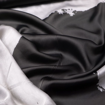 Вискоза сатин бежево-коричневый принт