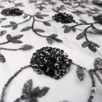 Сетка черная с вышивкой и пайетками